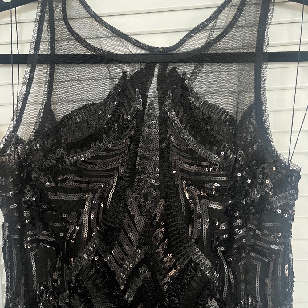 Roaring 20s inspired Adrianna Papell cocktail dress